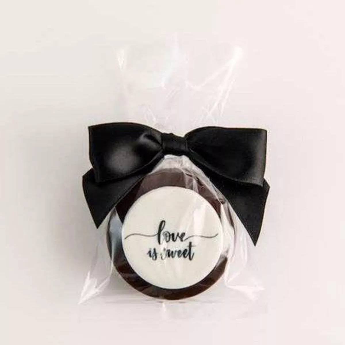 ”Love Is Sweet ” Chocolate Oreo Favor